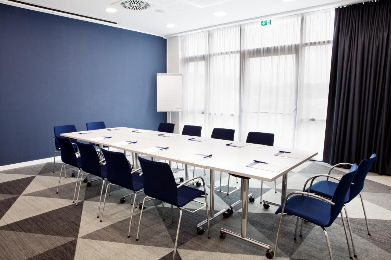 Holiday Inn Express - Offenburg By Ihg Εξωτερικό φωτογραφία