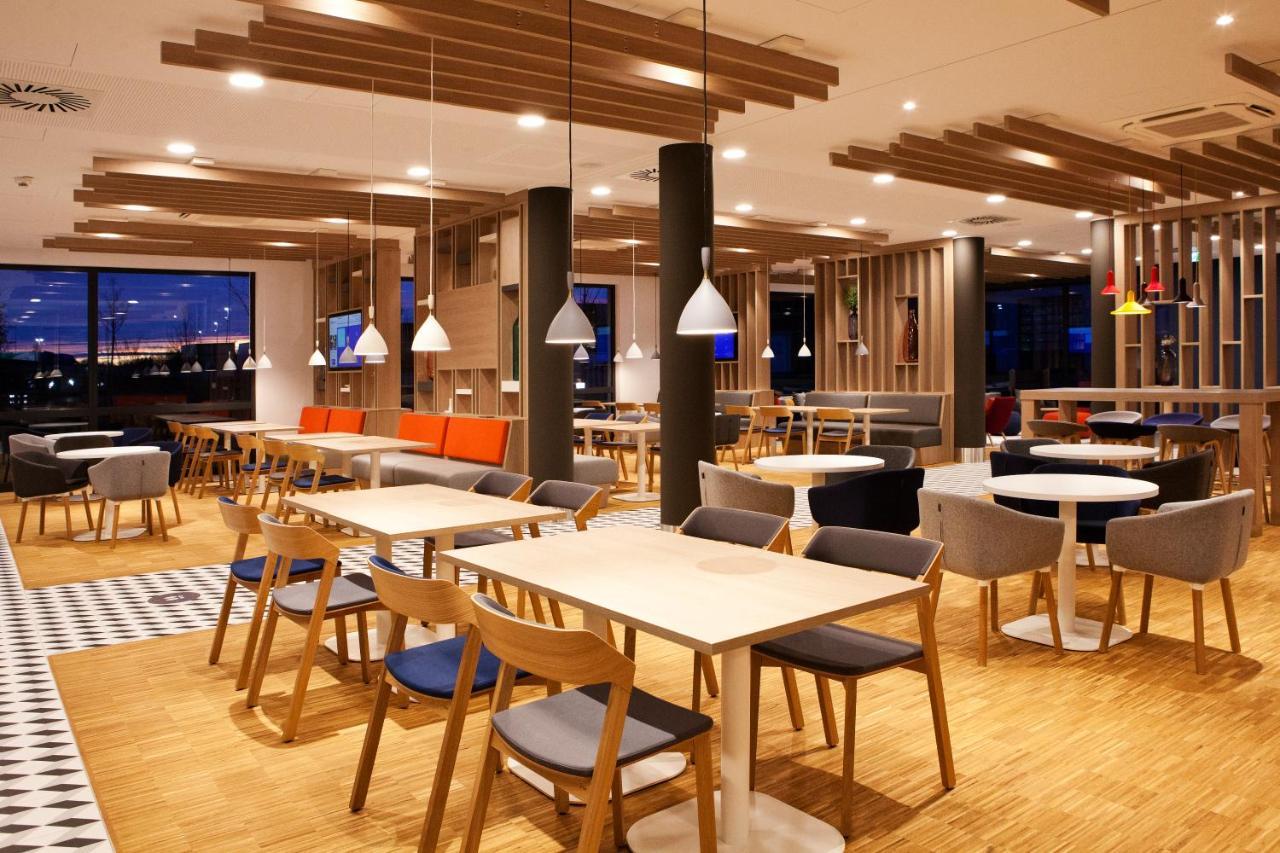 Holiday Inn Express - Offenburg By Ihg Εξωτερικό φωτογραφία